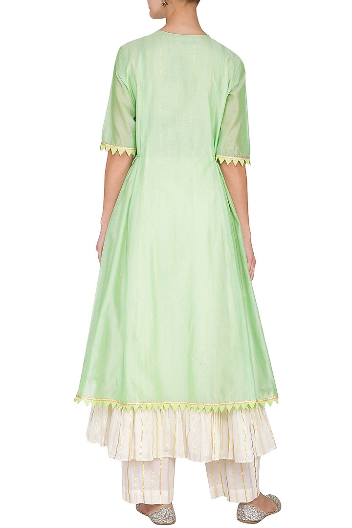 Green Embellished Kurta Set by Kanika J Singh at Pernia's Pop Up Shop