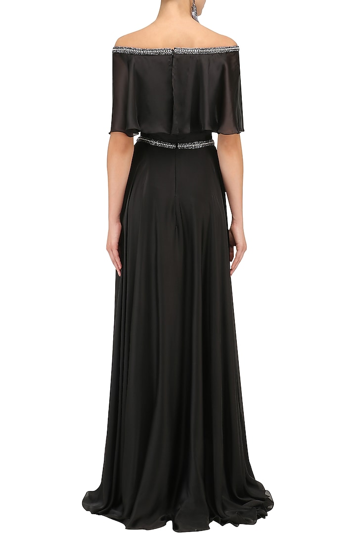 Black off-shoulder cape gown available only at Pernia's Pop Up Shop.