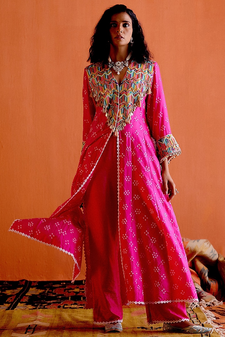 Magenta Pink Habutai Silk Embroidered Bandhani Kurta Set by Karishma Khanduja Bareilley