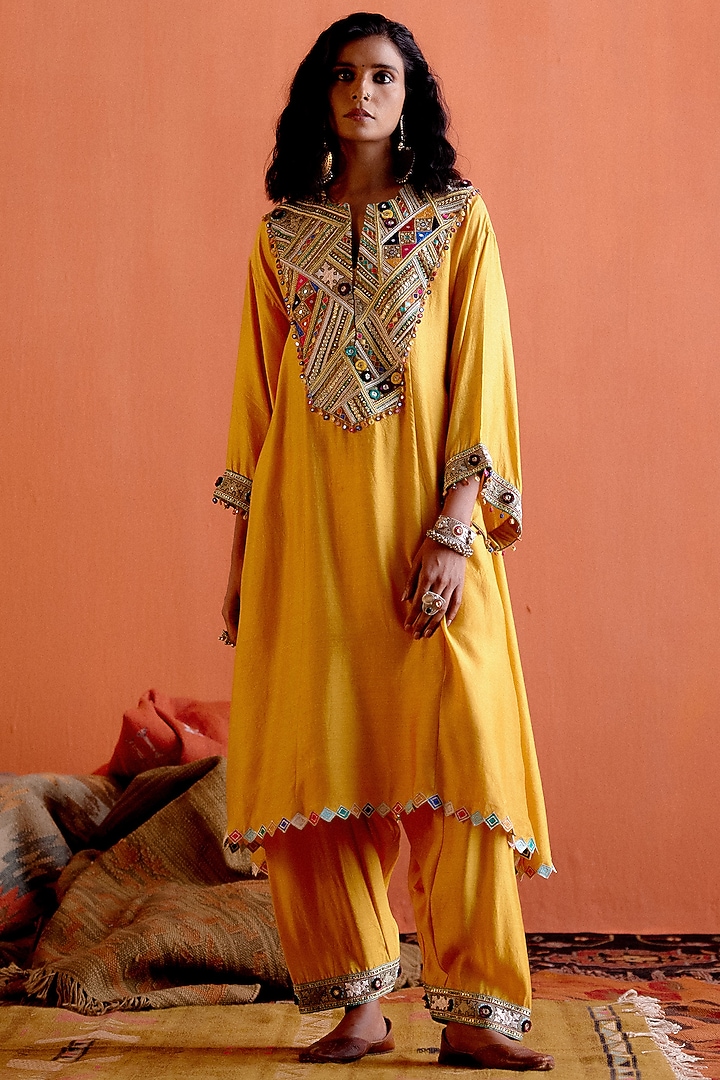 Mustard Yellow Cheniya Silk Embroidered Kurta Set by Karishma Khanduja Bareilley at Pernia's Pop Up Shop