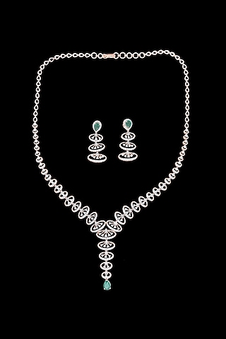 14kt White Gold Finish Diamond & Kundan Polki Necklace Set by karan kothari jewellers