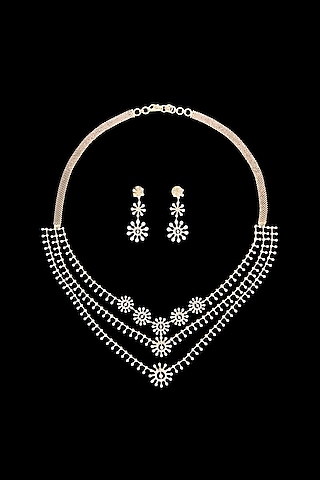 14kt White Gold Finish Round-Shaped Diamond Necklace Set by karan kothari jewellers