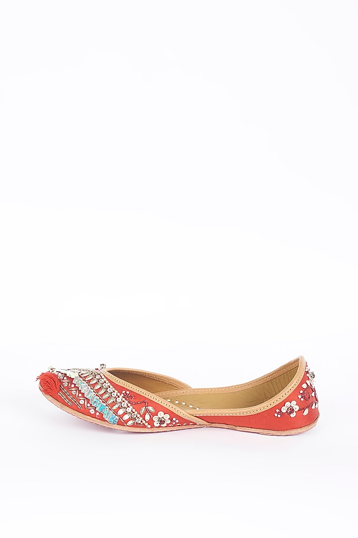 Red Embroidered Juttis by Kasually Klassy