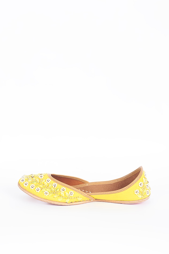 Yellow Juttis With Pearl Work by Kasually Klassy