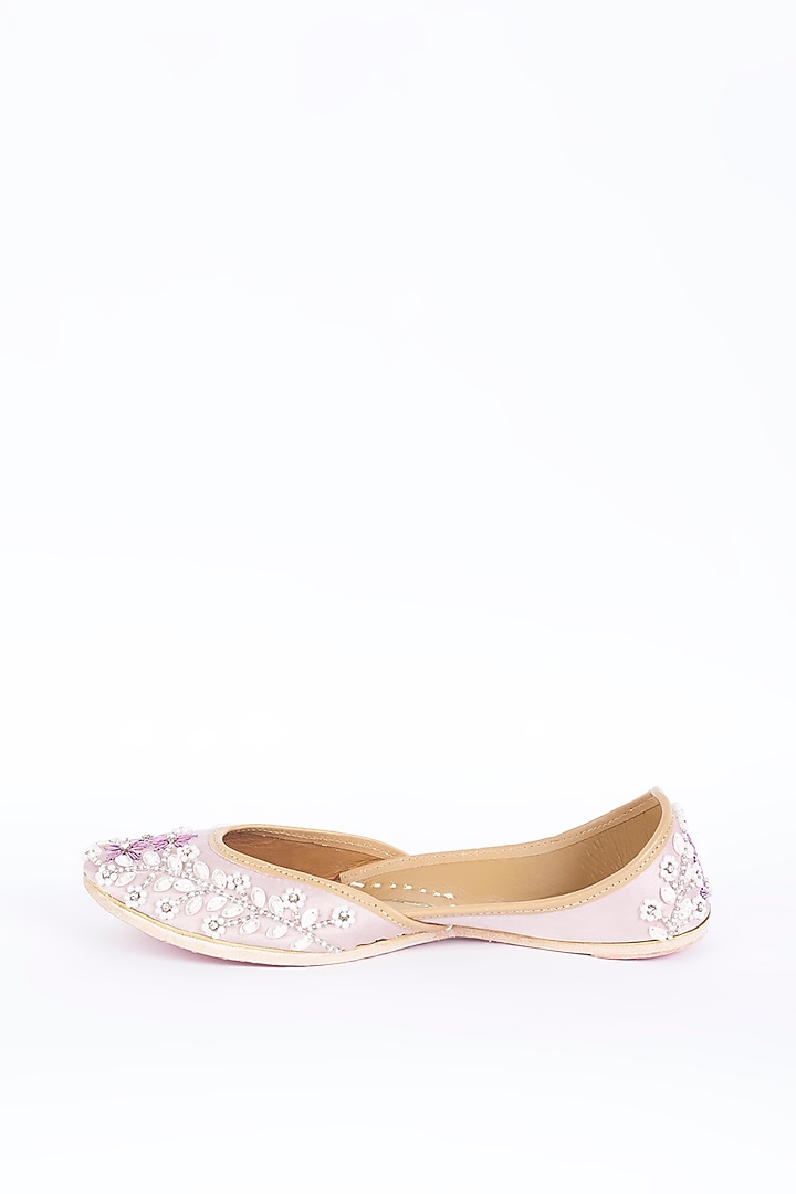 Purple Juttis With Pearls by Kasually Klassy at Pernia's Pop Up Shop