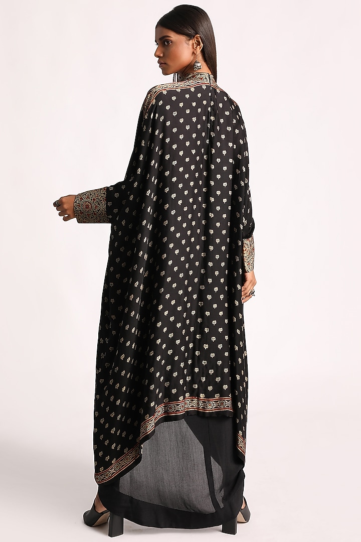 Black Printed Kaftan Set by Kritika Murarka at Pernia's Pop Up Shop