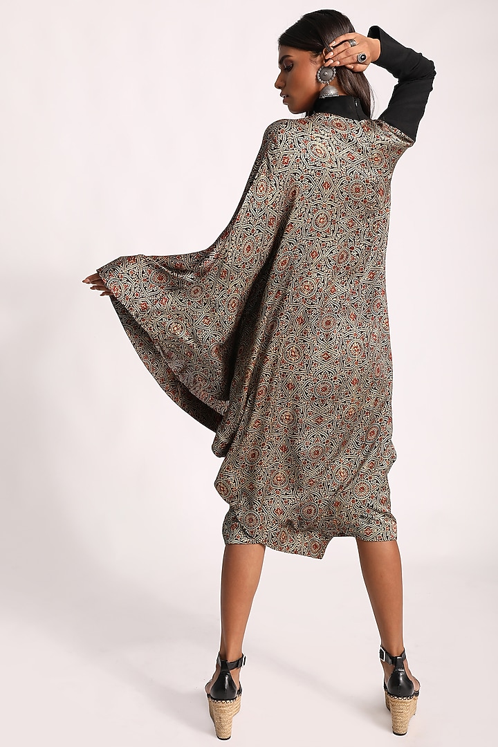 Black Printed Kaftan by Kritika Murarka at Pernia's Pop Up Shop