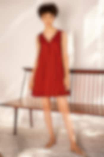 Brick Red Mul Cotton Pintuck Dress by Khara Kapas