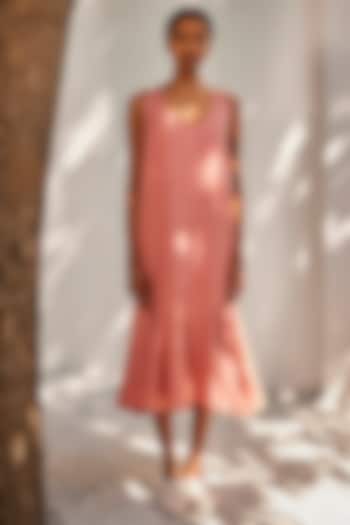 Salmon Pink Linen Flared Dress by Khara Kapas