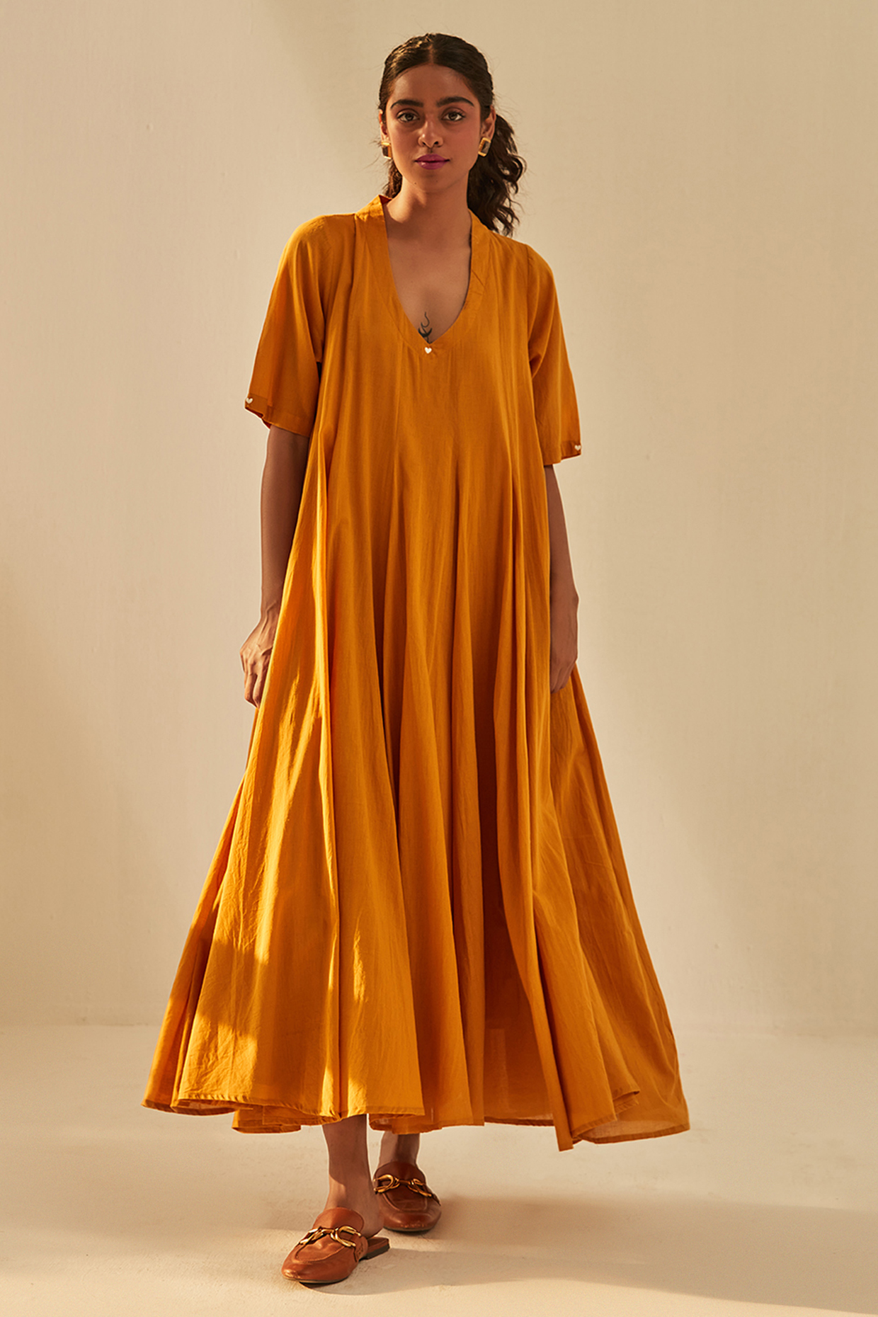 Mustard flowy dress cheap