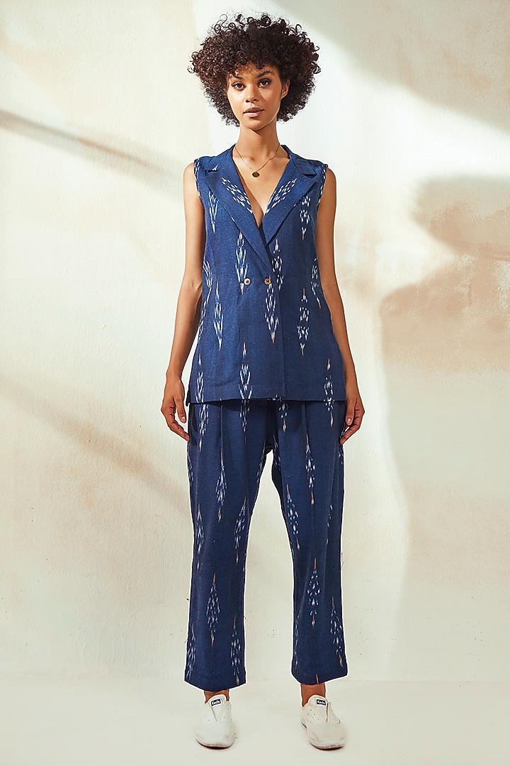 Blue Printed Tunic Set by Khara Kapas at Pernia's Pop Up Shop