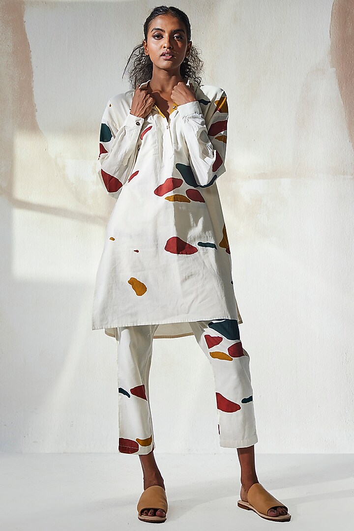 Off-White Printed Tunic Set by Khara Kapas at Pernia's Pop Up Shop