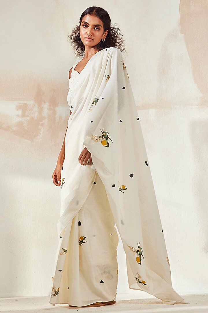 White Digital Printed Festive Saree Set by Khara Kapas at Pernia's Pop Up Shop