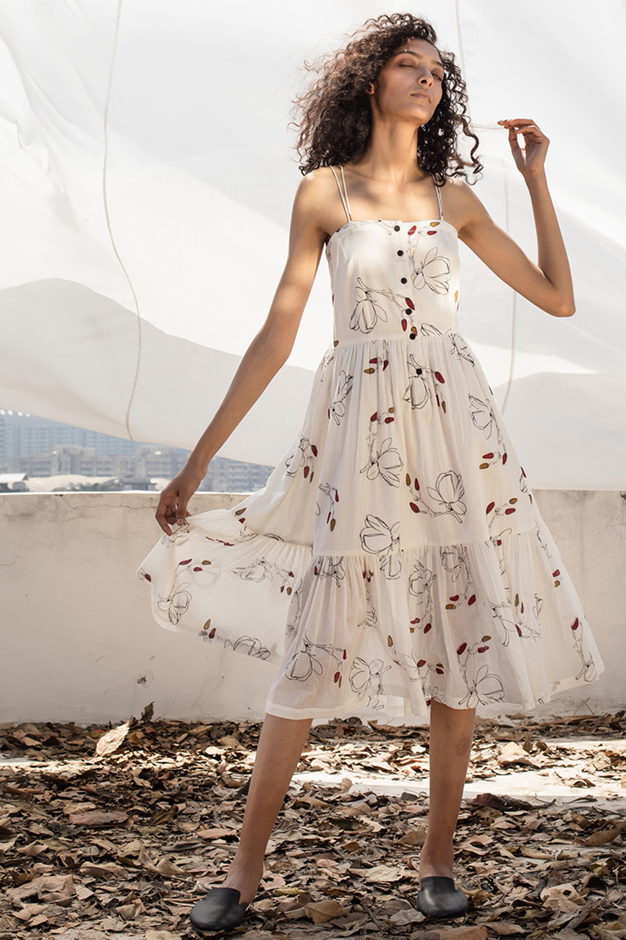 Love sam outlet daisy embroidered dress