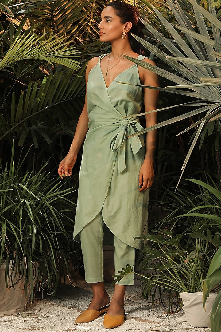 Sea Foam Green Co-Ord Set Design by Khara Kapas at Pernia's Pop Up Shop ...