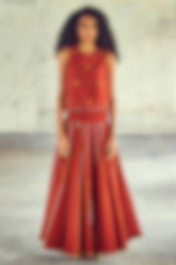 Red Embroidered Skirt Set by Khara Kapas