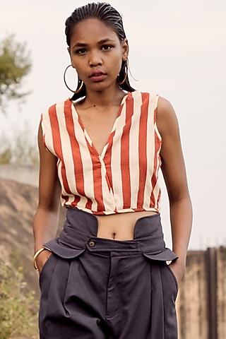 Brick Red & Off-White Mul Printed Crop Top by Khara Kapas