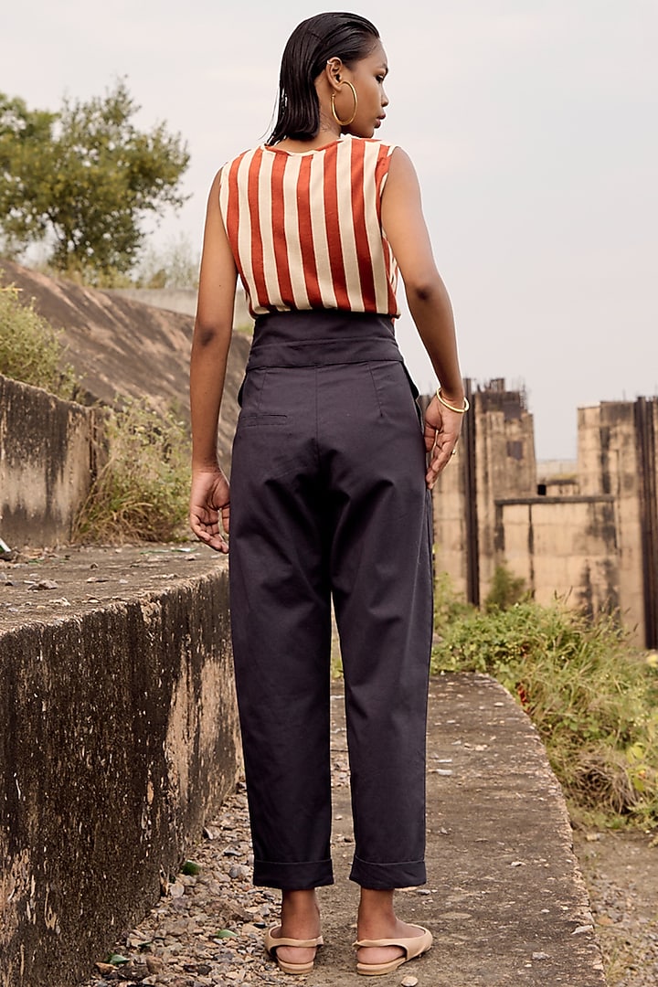 Brick Red & Off-White Mul Printed Crop Top by Khara Kapas at Pernia's Pop Up Shop