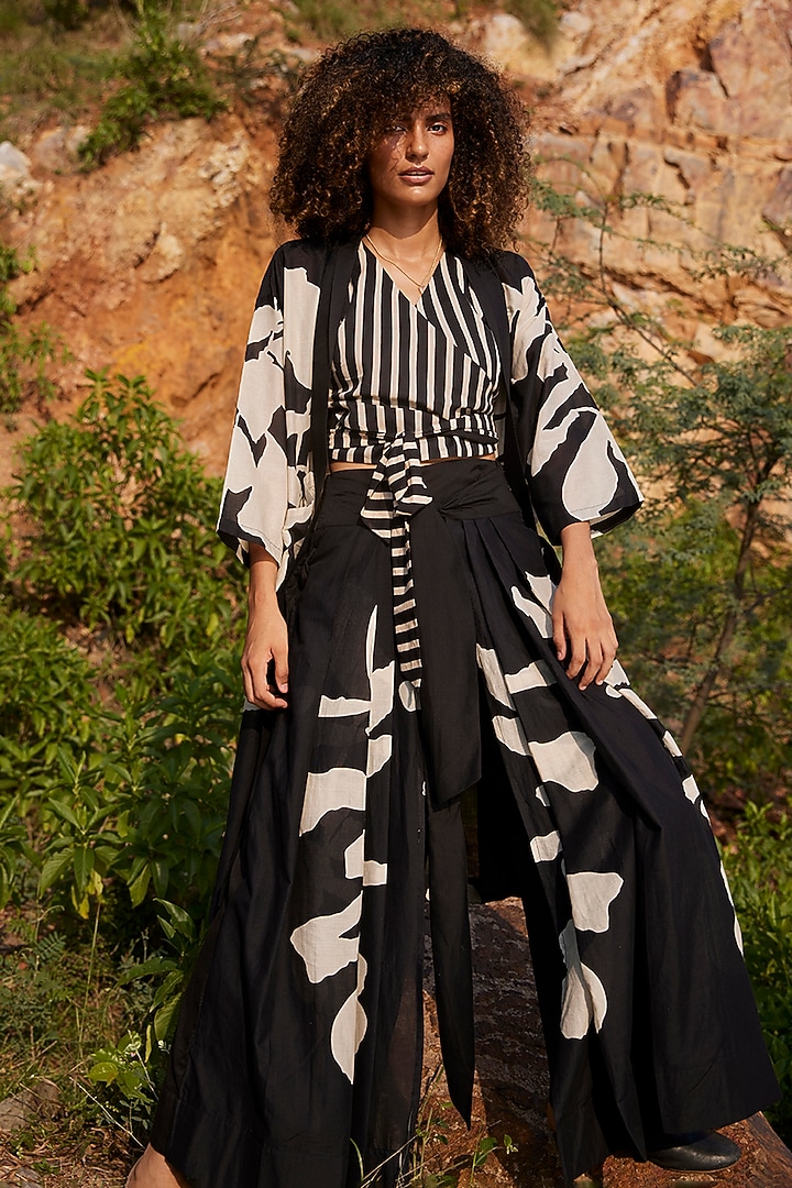 Black & White Floral Printed Overlay by Khara Kapas at Pernia's Pop Up Shop