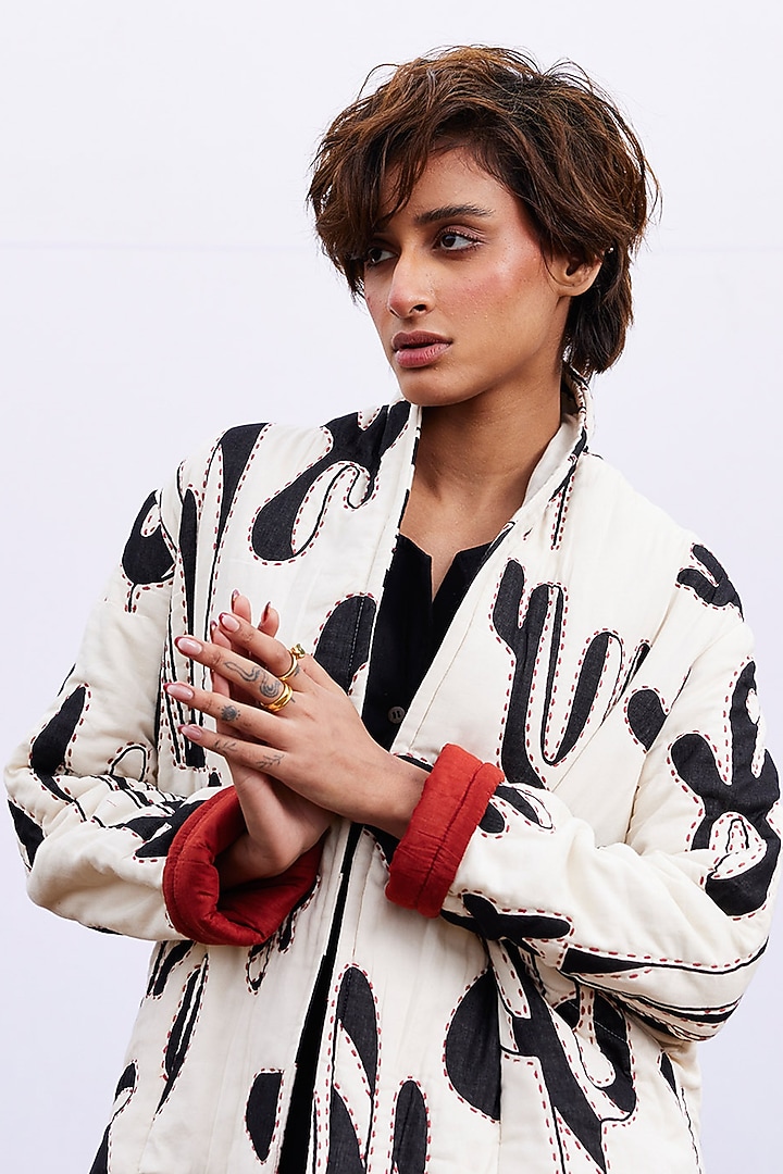 Off-White Cotton Mul Printed Jacket by Khara Kapas at Pernia's Pop Up Shop