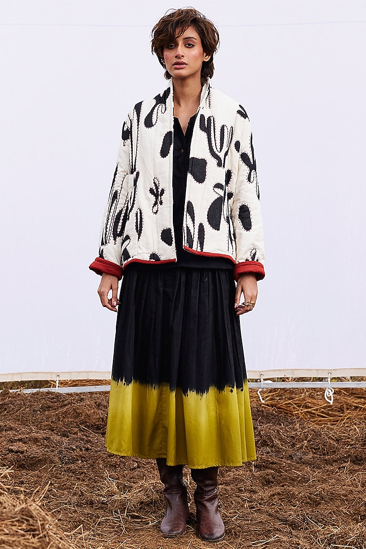 Off-White Cotton Mul Printed Jacket by Khara Kapas at Pernia's Pop Up Shop