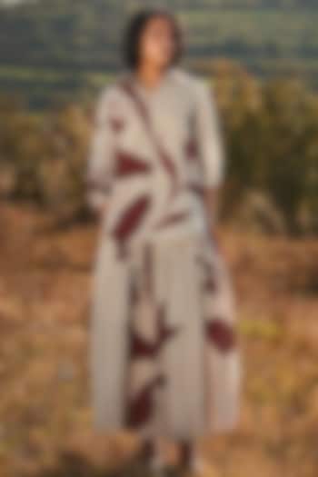 Beige Cotton Mul Printed Skirt Set by Khara Kapas at Pernia's Pop Up Shop