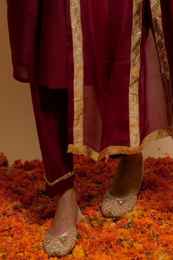 Maroon Silk Chanderi A-Line Kurta Set by KALAKARI BY AKANKSHA at Pernia's Pop Up Shop