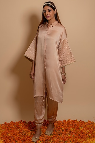 Rose Beige Bemberg Satin Kurta Set by KALAKARI BY AKANKSHA