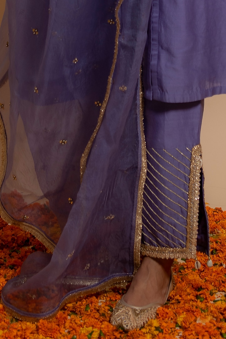 Lilac Upada Silk Embroidered Kurta Set by KALAKARI BY AKANKSHA at Pernia's Pop Up Shop