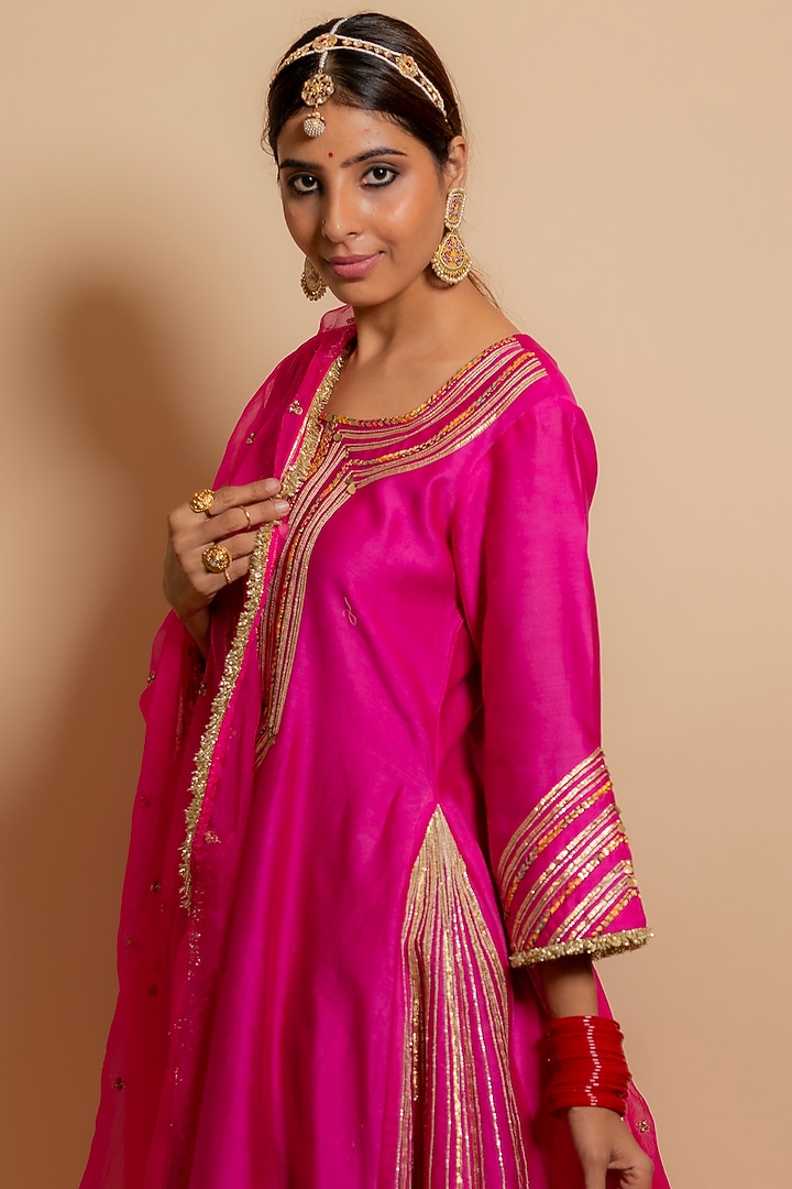 Fuchsia Silk Chanderi A-Line Kurta Set by KALAKARI BY AKANKSHA at Pernia's Pop Up Shop