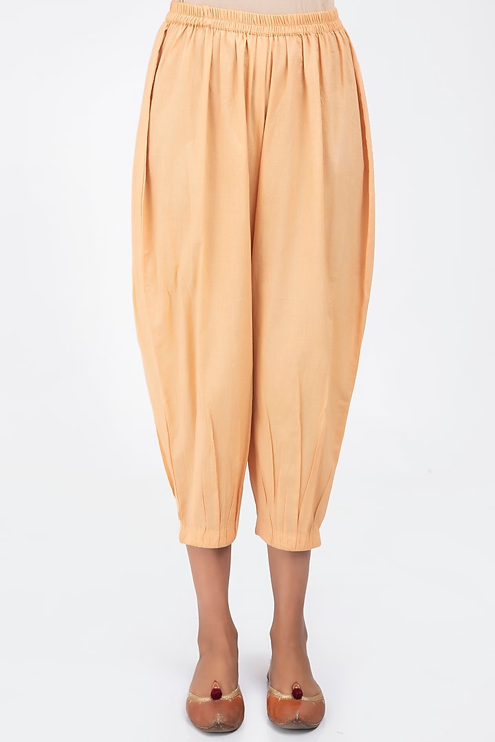 Canyon Peach Embroidered A-Line Kurta Set by KALAKARI BY AKANKSHA at Pernia's Pop Up Shop