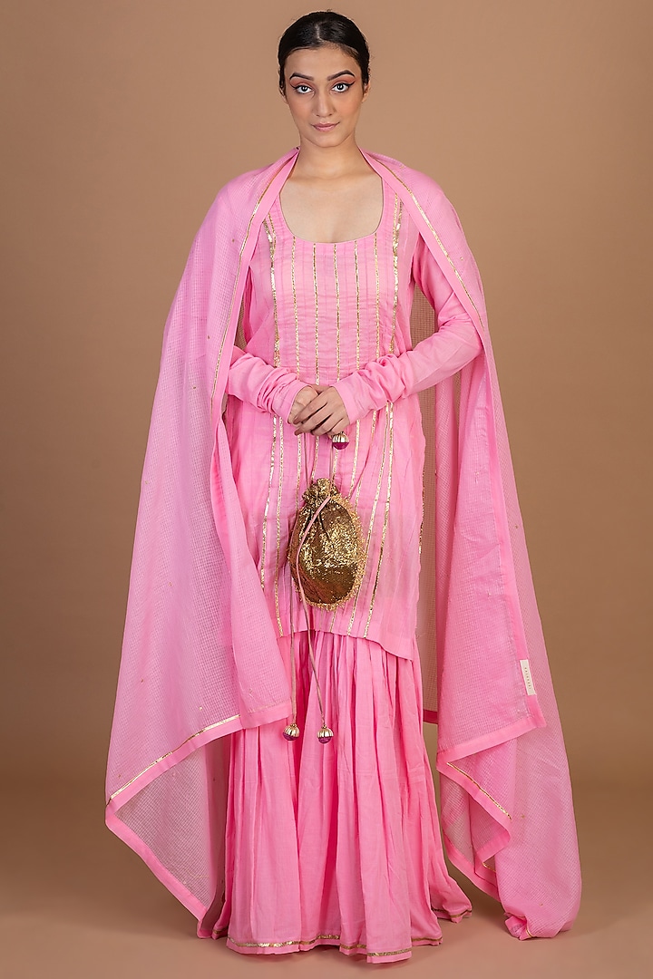 Pink Cotton Gharara Set by KALAKARI BY AKANKSHA