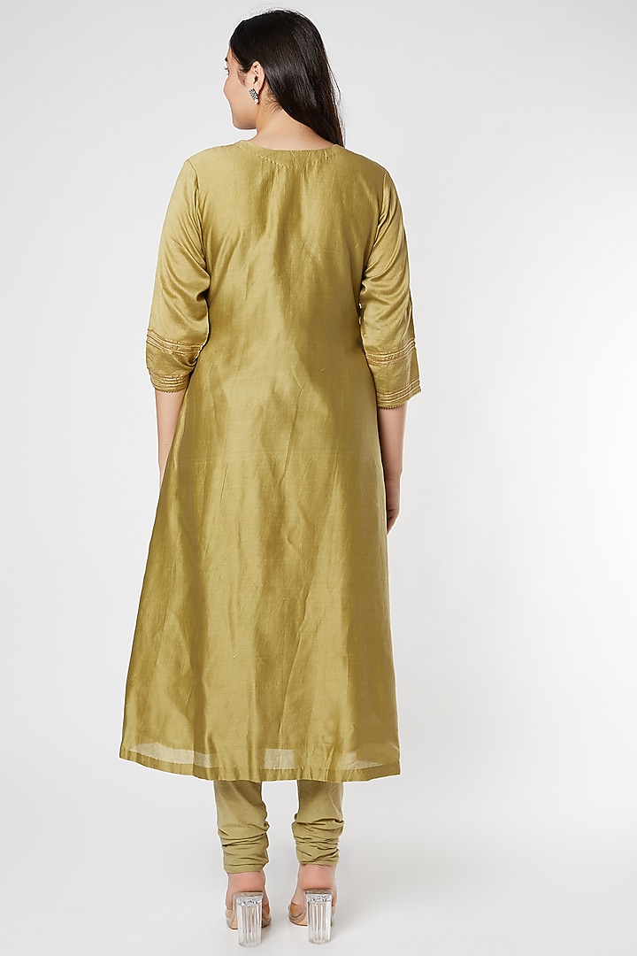 Emerald Green Cotton Embroidered Kurta Set by KALAKARI BY AKANKSHA at Pernia's Pop Up Shop