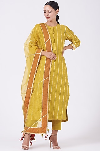 Mustard Gota Embroidered Straight Kurta Set by KALAKARI BY AKANKSHA