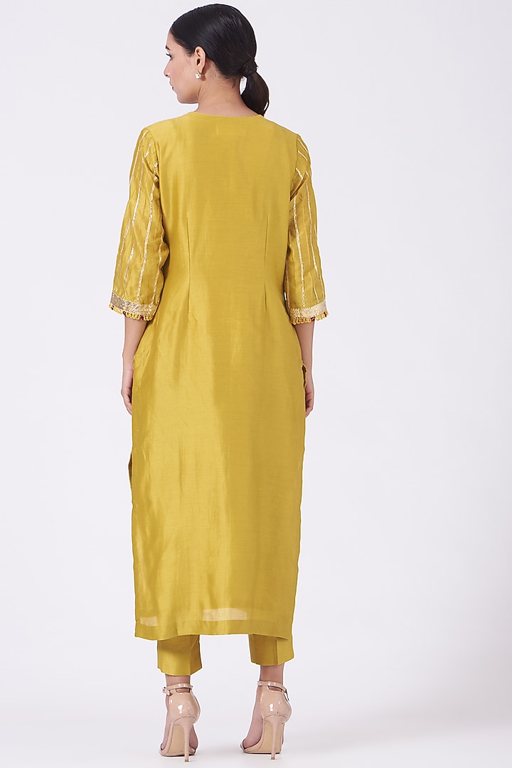 Mustard Gota Embroidered Straight Kurta Set by KALAKARI BY AKANKSHA at Pernia's Pop Up Shop
