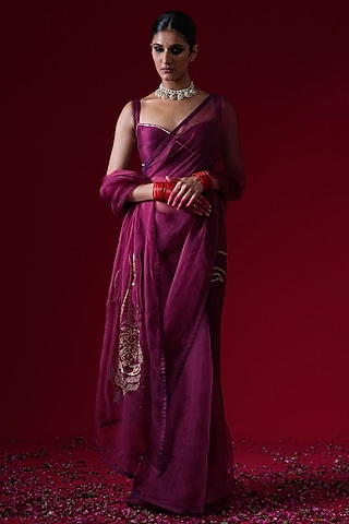 Burgundy Organza Hand & Machine Embroidered Saree Set by KALAKARI BY AKANKSHA