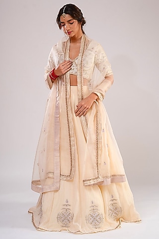 Ivory Silk Chanderi Machine Embroidered Kalidar Lehenga Set by KALAKARI BY AKANKSHA