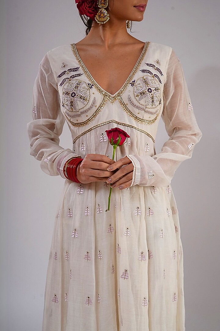 Ivory Silk Chanderi Hand & Machine Embroidered Party Wear Anarkali Set by KALAKARI BY AKANKSHA at Pernia's Pop Up Shop