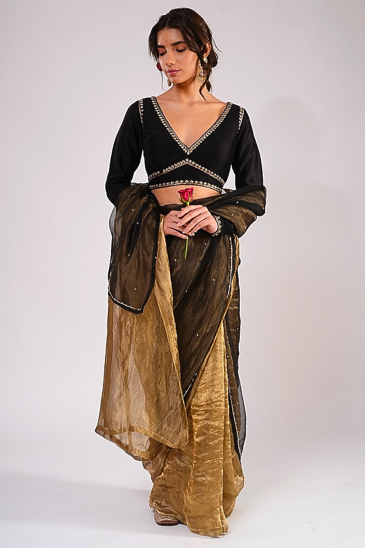 Black & Gold Silk Organza Tissue Hand Embroidered Party Wear Saree Set by KALAKARI BY AKANKSHA at Pernia's Pop Up Shop