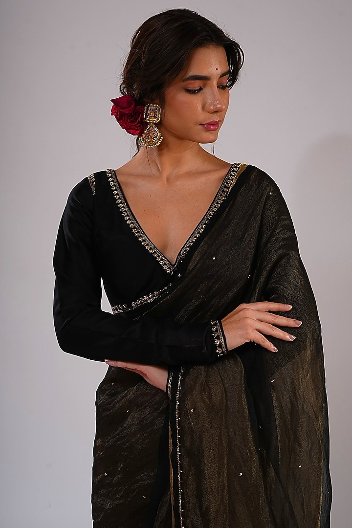 Black & Gold Silk Organza Tissue Hand Embroidered Party Wear Saree Set by KALAKARI BY AKANKSHA at Pernia's Pop Up Shop