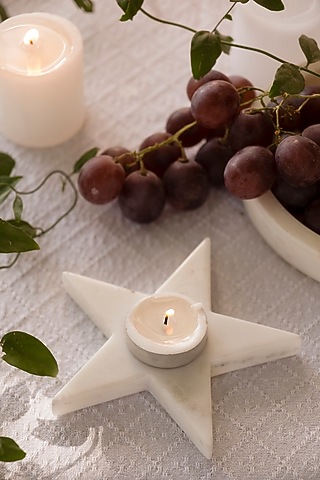 White Marble Candle Holder by Kaksh studio