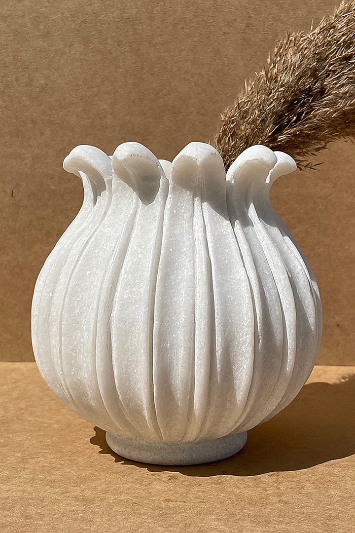 White Vase In Marble by Kaksh studio at Pernia's Pop Up Shop