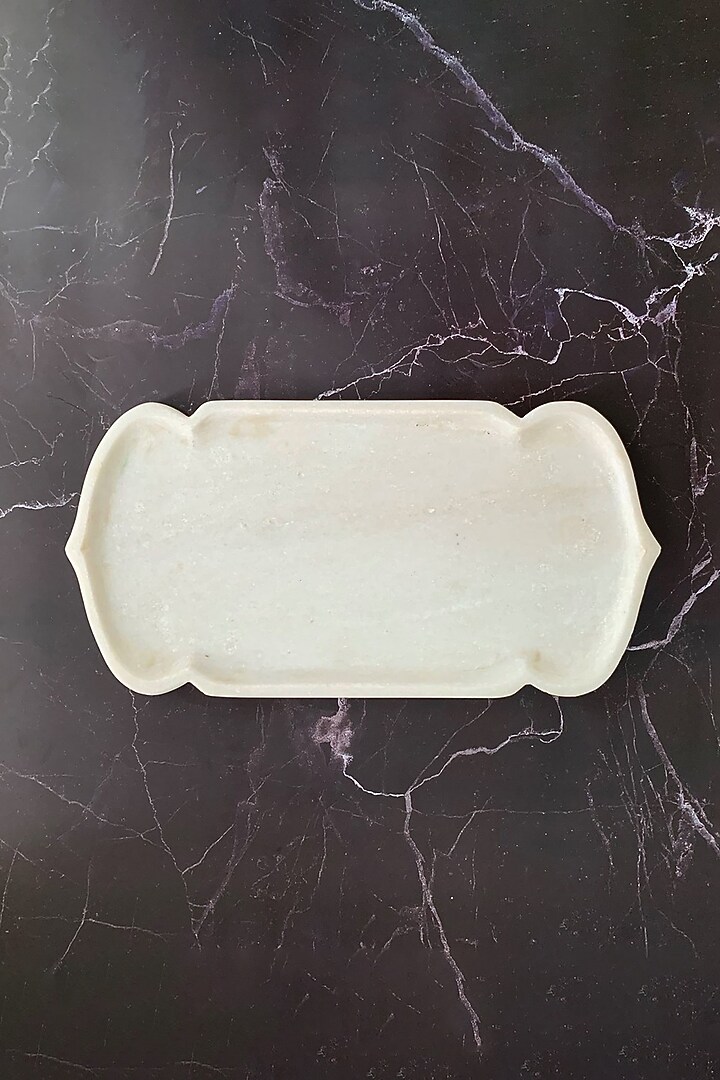 White Marble Tray by Kaksh studio at Pernia's Pop Up Shop