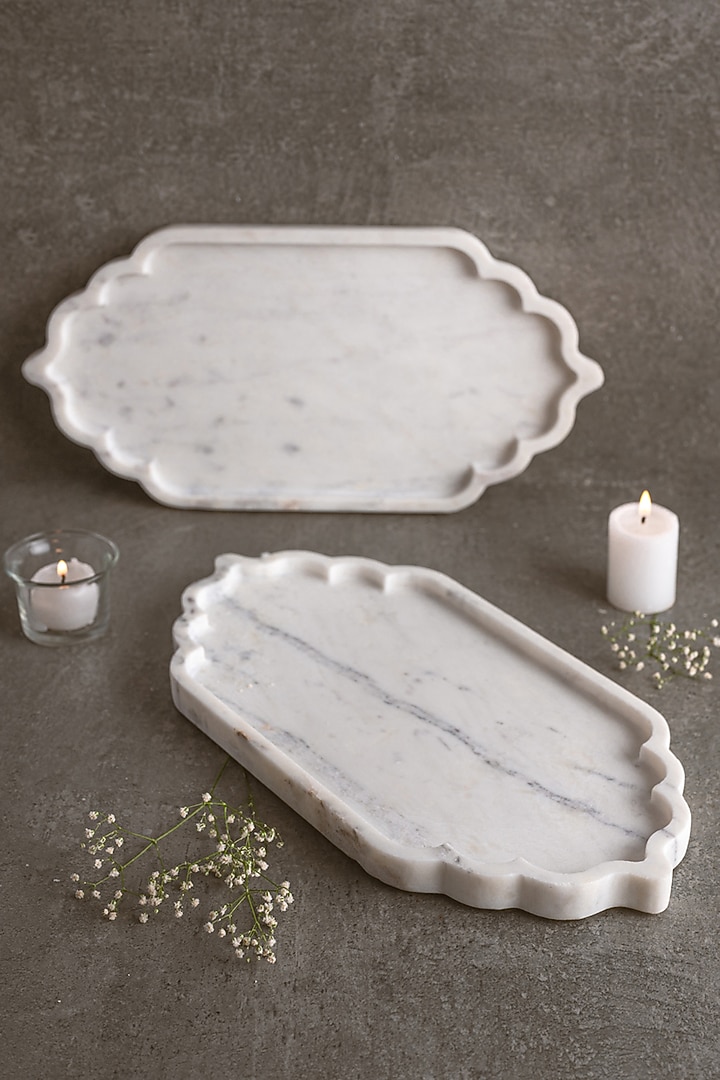 White Marble Mughal Tray by Kaksh studio at Pernia's Pop Up Shop