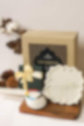 Platter & Bracelet Festive Gift Hamper by Kaksh studio at Pernia's Pop Up Shop
