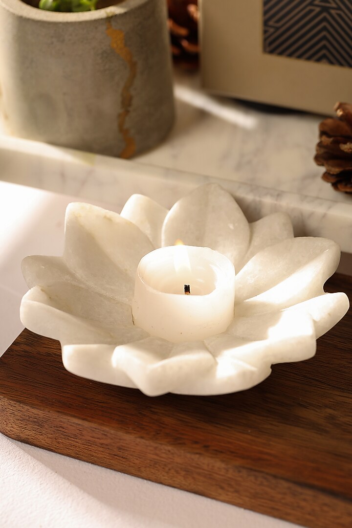 Festive Gift Hamper by Kaksh studio at Pernia's Pop Up Shop