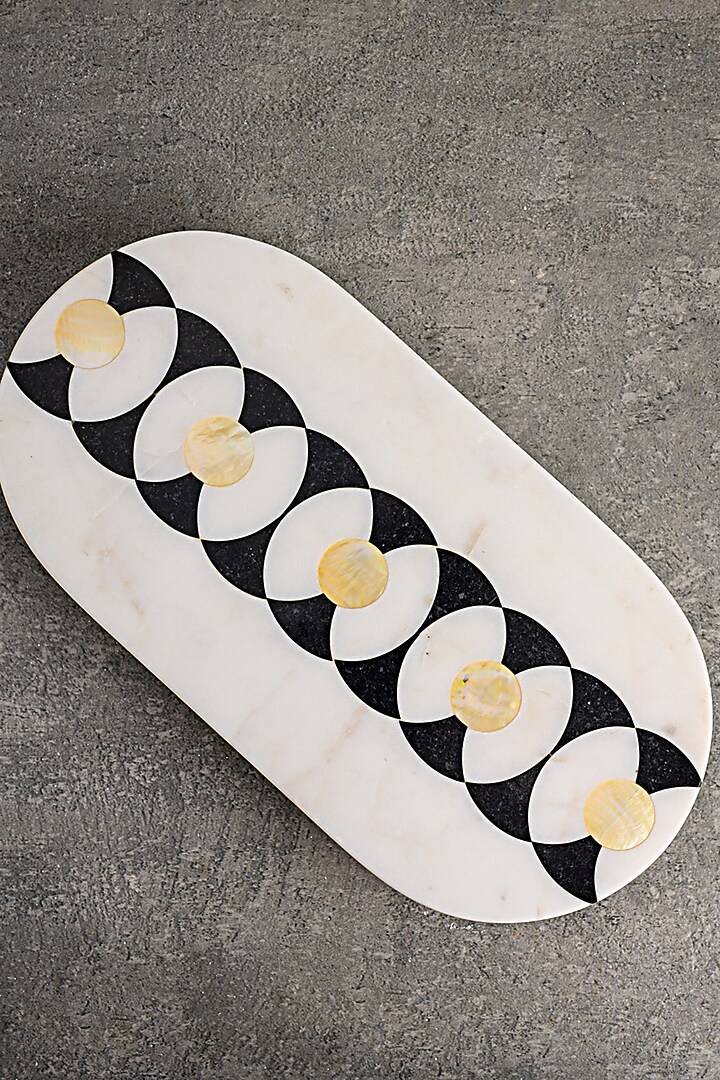 White & Black Alabaster Platter by Kaksh studio at Pernia's Pop Up Shop