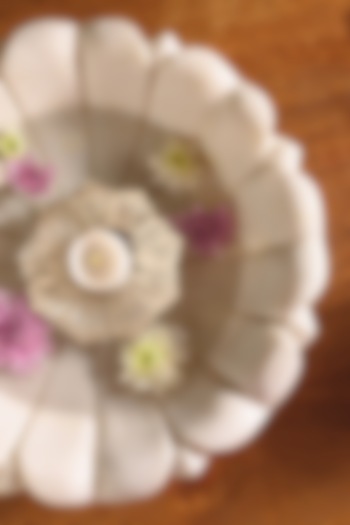 Nickel Aluminium Candle Tray by Kaksh studio at Pernia's Pop Up Shop