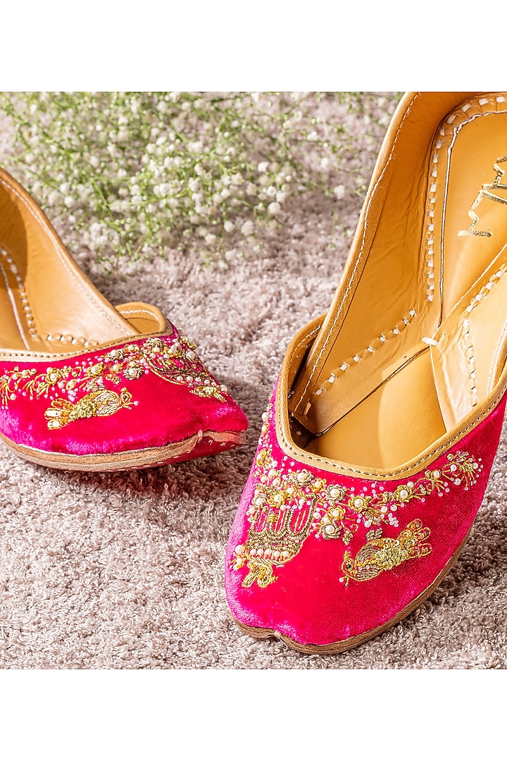 Rani Pink Embroidered Juttis by Kala India at Pernia's Pop Up Shop