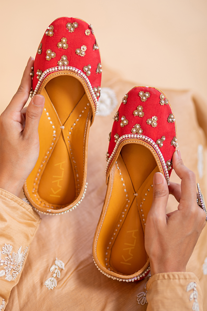 Red Silk Embroidered Juttis by Kala India